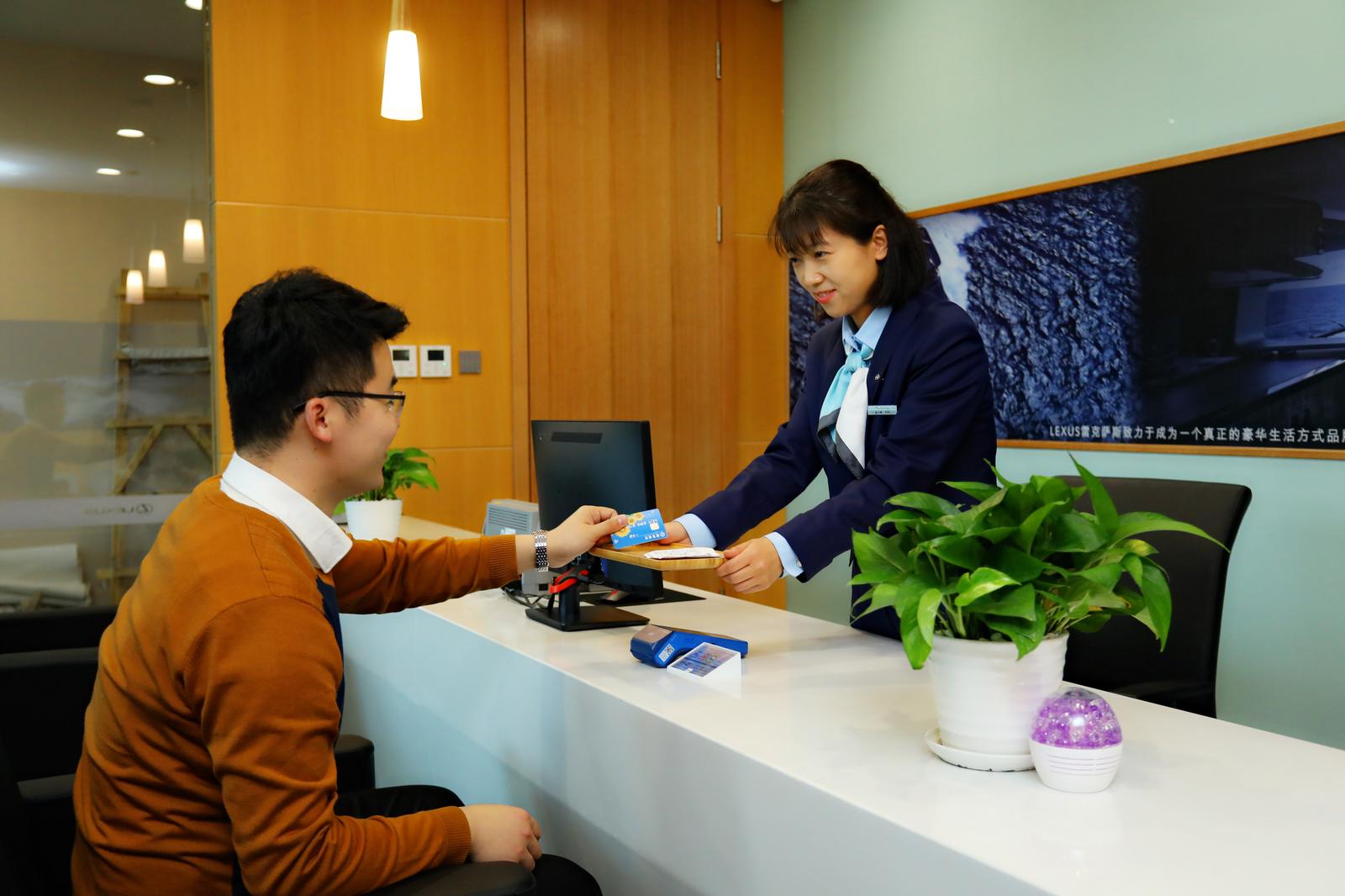 junzhan-lexus image 1